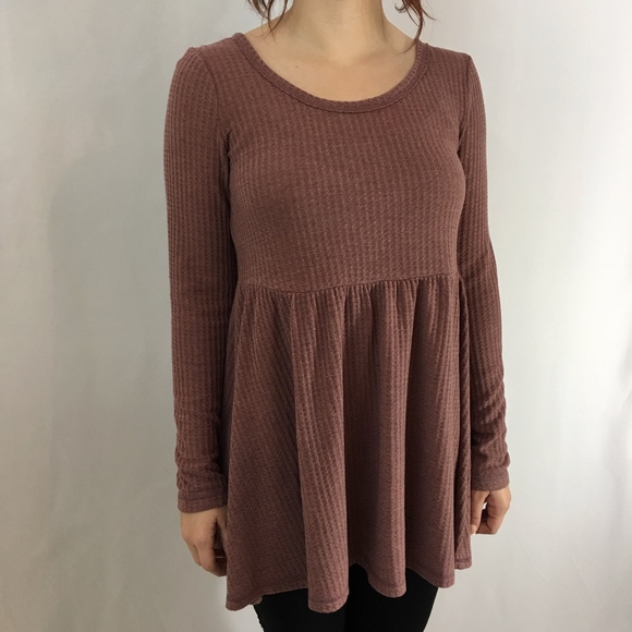 Knit Babydoll Tunic with Open Criss Cross Back - Picture 7 of 7